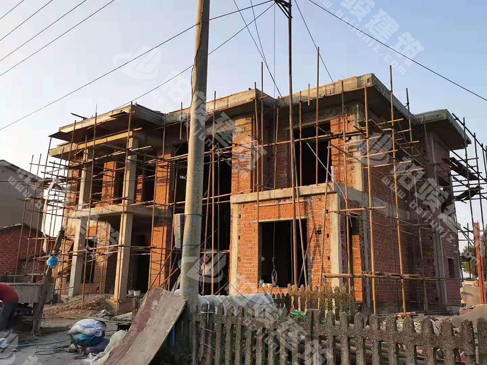 建房时室外散水标高怎么确定？散水施工工艺是怎样的？