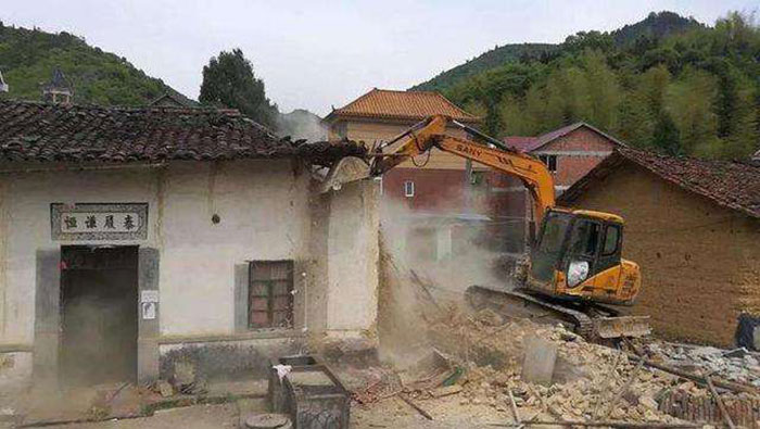 强拆农村危房去哪投诉？政府能强制拆除农村危房吗？